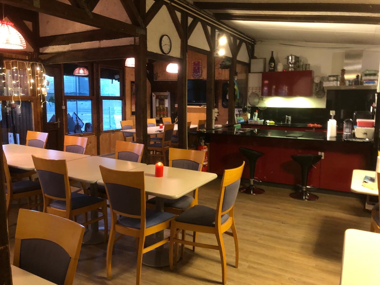 Koch-und Partyraum LE CHALET (Montefiori Amerigo), weiteres Bild