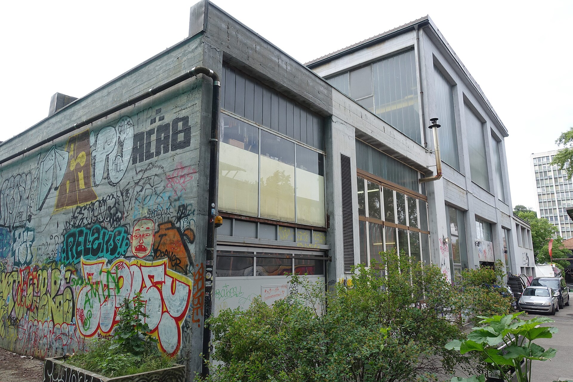 Théâtre de la Parfumerie in Les Acacias